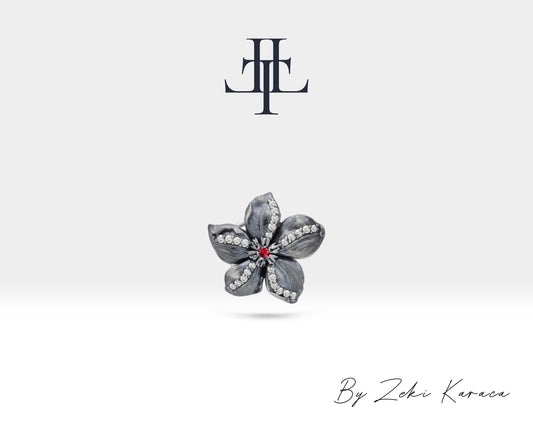 Pırlantalı Çiçek Yaka İğnesi, 925K Gümüş | LZ00028DR