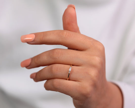 Üçlü Baget Pırlanta Yüzük, 14K Sarı-Beyaz-Kırmızı Altın | LR00032D