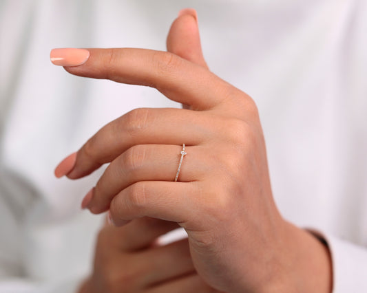 Baget ve Dizi Pırlanta Yüzük, 14K Sarı-Beyaz-Kırmızı Altın | LR00052D