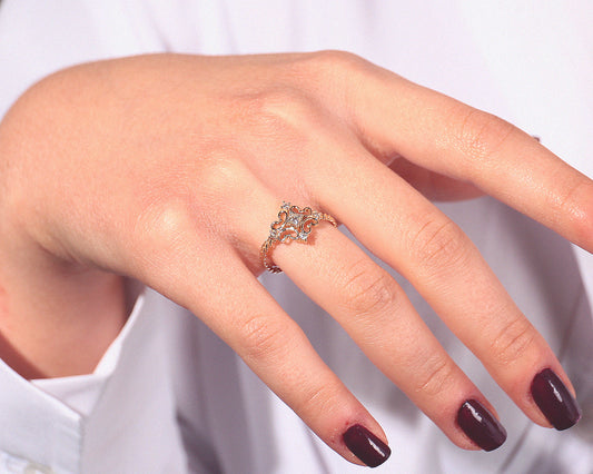 Zincir Kollu Pırlanta Yüzük, 14K Sarı-Beyaz-Kırmızı Altın | LR00021D