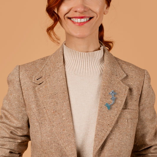 Mavi Pırlantalı Deniz Kızı Yaka İğnesi, 925K Gümüş | LZ00010BD