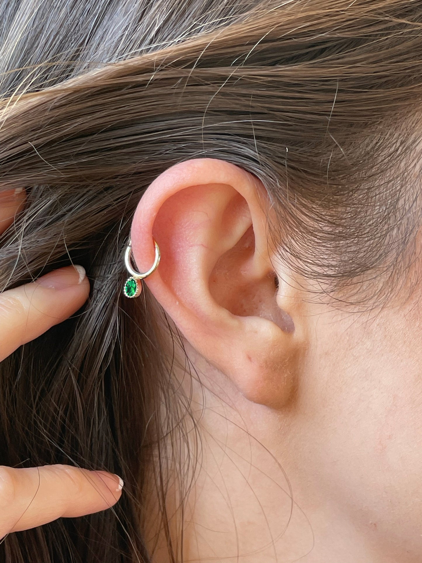 Yuvarlak Yeşil Garnetlı Halka Piercing, 10 MM , 1.2 MM, 14K Sarı-Beyaz-Kırmızı Altın | LC00051G