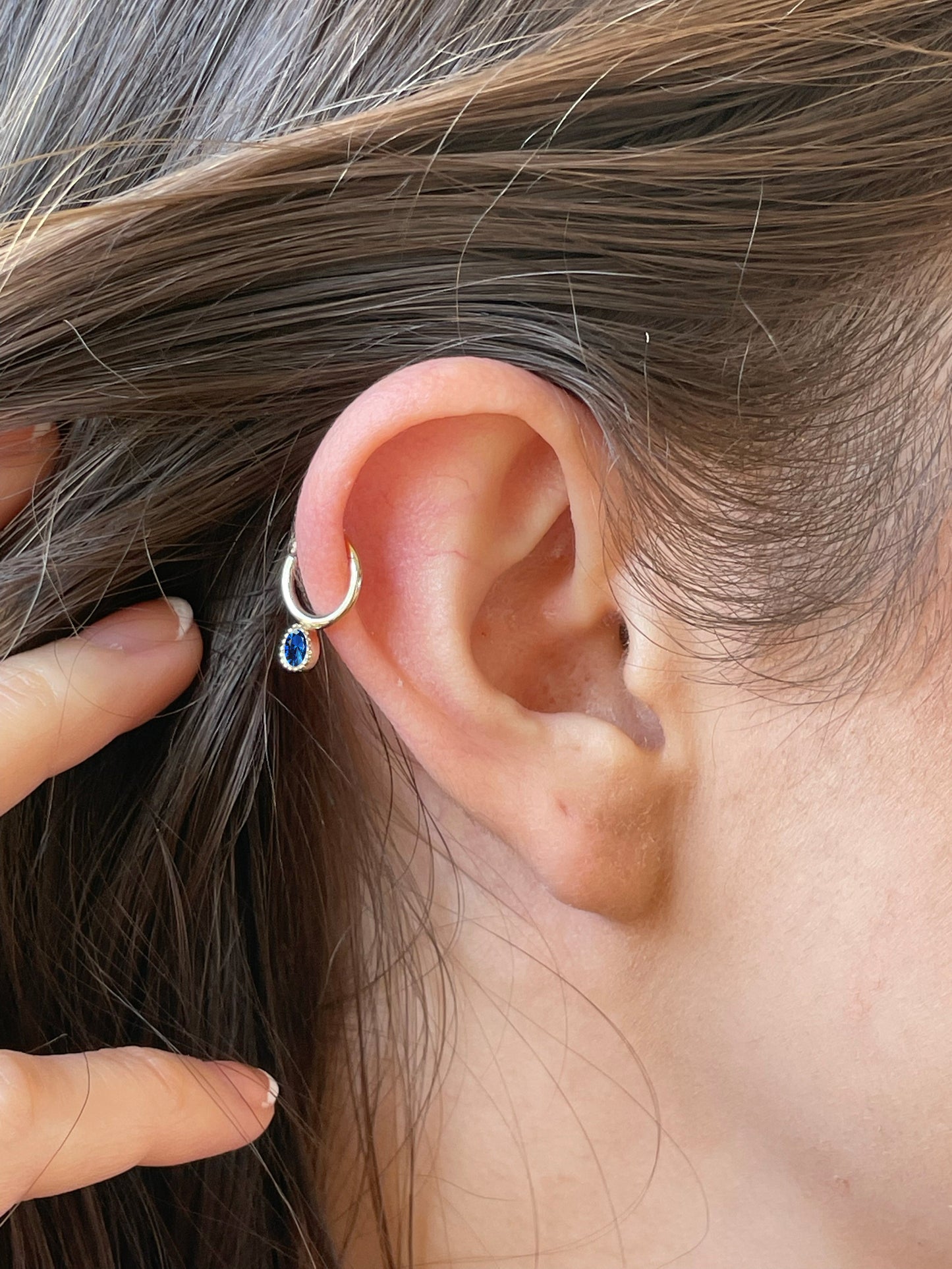 Yuvarlak Safirli Halka Piercing, 10 MM , 1.2 MM, 14K Sarı-Beyaz-Kırmızı Altın | LC00051S