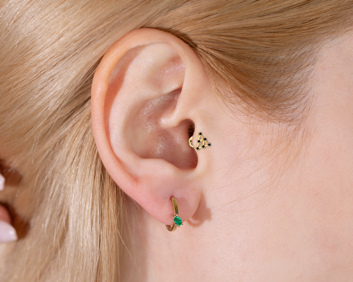 Piramit Siyah Pırlantalı Piercing, 8 MM , 1.2 MM, 14K Sarı-Beyaz-Kırmızı Altın | LP00003B