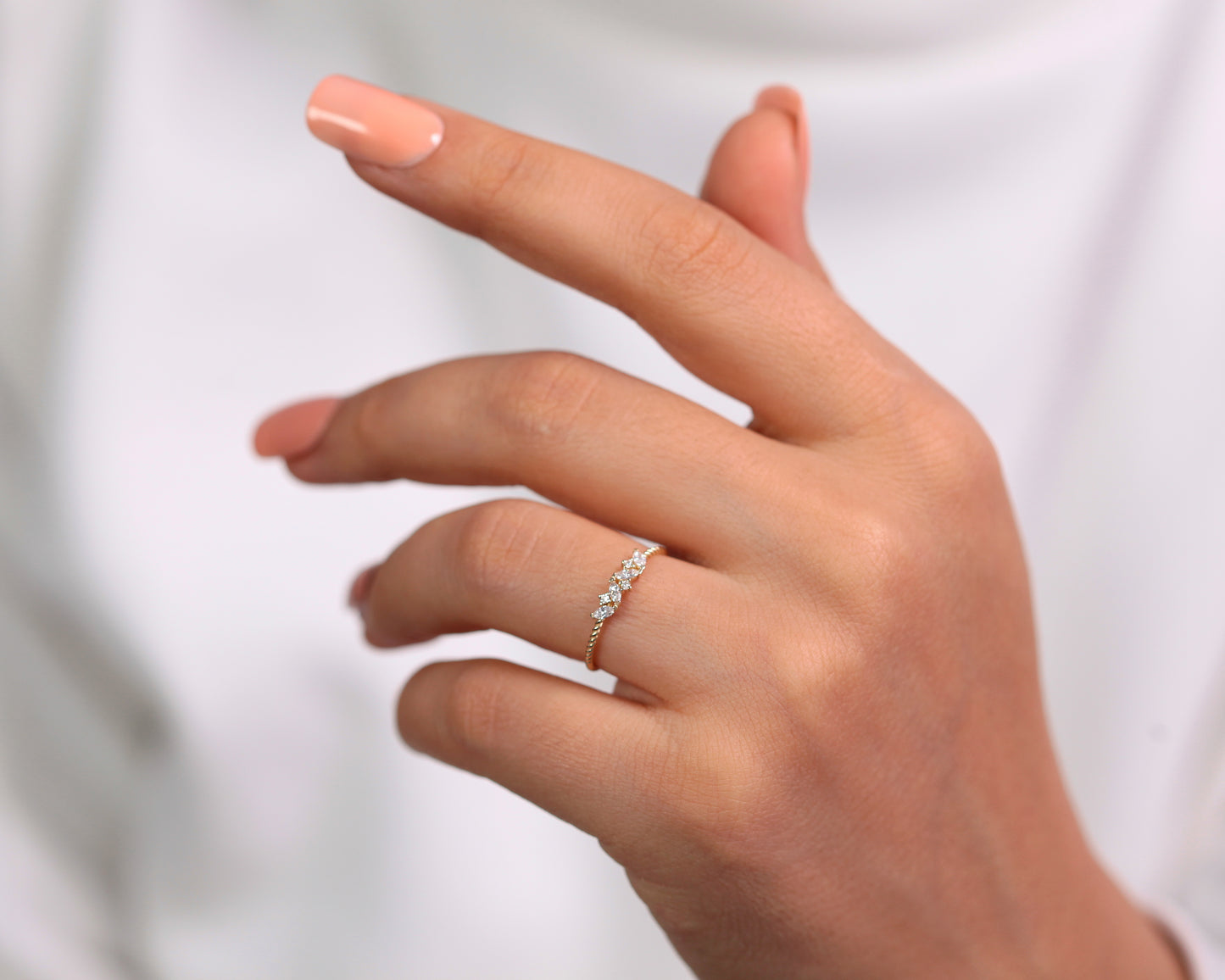 Markiz Pırlanta Burgu Kollu Yüzük, 14K Sarı-Beyaz-Kırmızı Altın | LR00051D