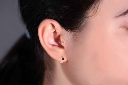 Prenses Yakut ve Pırlantalı Küpe, 12 MM , 14K Sarı-Beyaz-Kırmızı Altın | LE00010DR