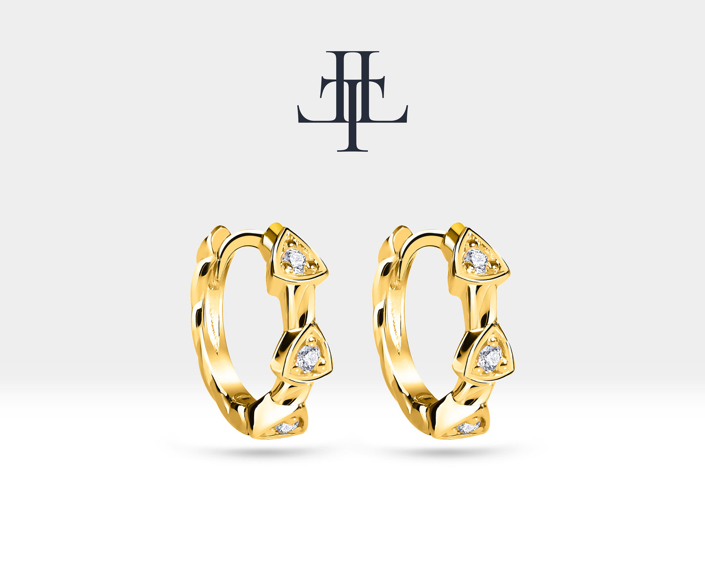 Pırlantalı Üçgen Motifli Küpe, 9.50 MM , 14K Sarı-Beyaz-Kırmızı Altın | LE00014D